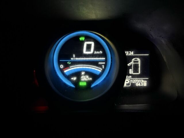 Белый Ниссан NV200, объемом двигателя 0 л и пробегом 127 тыс. км за 6000 $, фото 23 на Automoto.ua