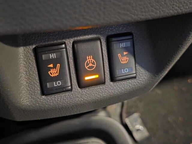 Белый Ниссан NV200, объемом двигателя 0 л и пробегом 70 тыс. км за 8100 $, фото 7 на Automoto.ua