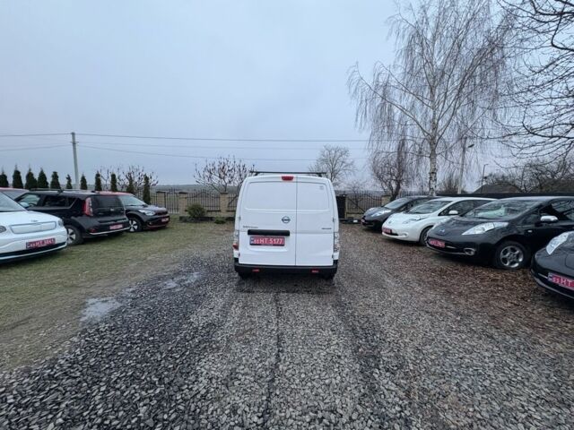 Белый Ниссан NV200, объемом двигателя 0 л и пробегом 127 тыс. км за 6000 $, фото 13 на Automoto.ua