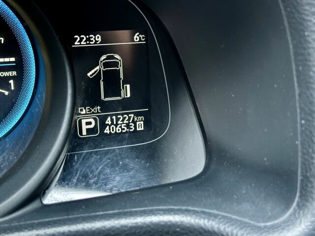 Белый Ниссан NV200, объемом двигателя 0 л и пробегом 40 тыс. км за 12700 $, фото 7 на Automoto.ua