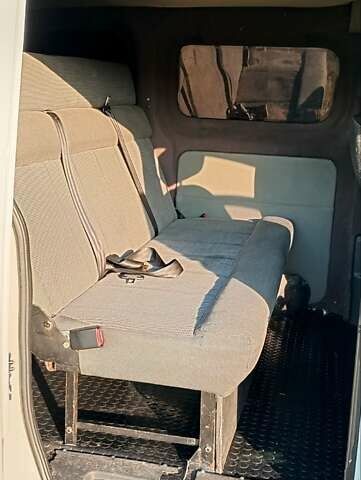 Білий Ніссан NV200, об'ємом двигуна 1.5 л та пробігом 324 тис. км за 8300 $, фото 21 на Automoto.ua