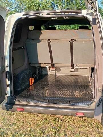 Білий Ніссан NV200, об'ємом двигуна 1.5 л та пробігом 324 тис. км за 8300 $, фото 7 на Automoto.ua