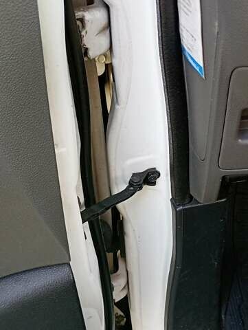 Білий Ніссан NV200, об'ємом двигуна 1.5 л та пробігом 324 тис. км за 8300 $, фото 19 на Automoto.ua