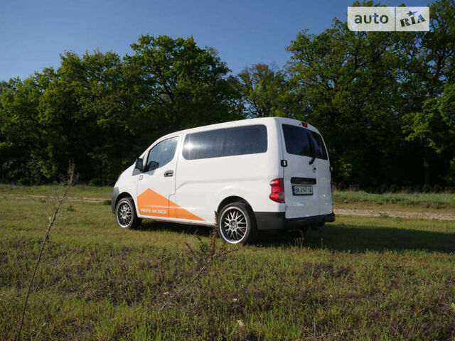 Білий Ніссан NV200, об'ємом двигуна 1.5 л та пробігом 133 тис. км за 8800 $, фото 8 на Automoto.ua