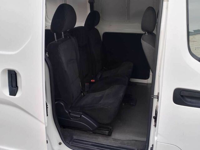 Білий Ніссан NV200, об'ємом двигуна 1.5 л та пробігом 290 тис. км за 5300 $, фото 7 на Automoto.ua