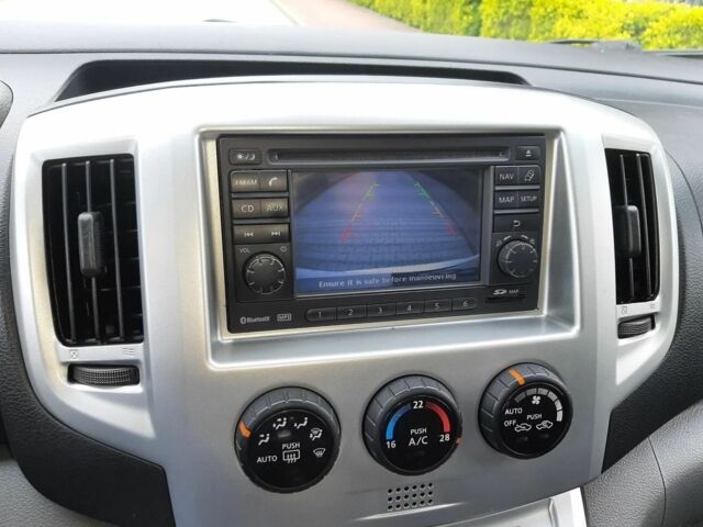 Белый Ниссан NV200, объемом двигателя 1.5 л и пробегом 171 тыс. км за 7800 $, фото 16 на Automoto.ua