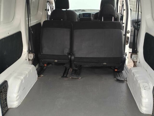 Білий Ніссан NV200, об'ємом двигуна 1.5 л та пробігом 290 тис. км за 5300 $, фото 1 на Automoto.ua