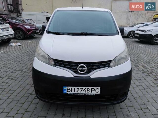 Білий Ніссан NV200, об'ємом двигуна 1.46 л та пробігом 245 тис. км за 6000 $, фото 9 на Automoto.ua