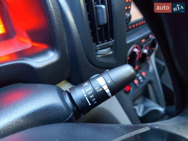 Білий Ніссан NV200, об'ємом двигуна 1.46 л та пробігом 245 тис. км за 6000 $, фото 21 на Automoto.ua