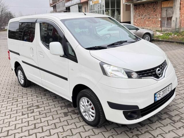 Белый Ниссан NV200, объемом двигателя 1.5 л и пробегом 210 тыс. км за 13000 $, фото 9 на Automoto.ua