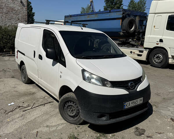Белый Ниссан NV200, объемом двигателя 1.5 л и пробегом 295 тыс. км за 6800 $, фото 10 на Automoto.ua