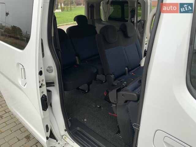 Білий Ніссан NV200, об'ємом двигуна 1.5 л та пробігом 190 тис. км за 12800 $, фото 18 на Automoto.ua