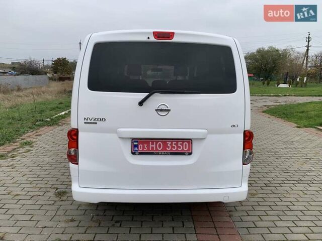 Білий Ніссан NV200, об'ємом двигуна 1.5 л та пробігом 190 тис. км за 12800 $, фото 5 на Automoto.ua