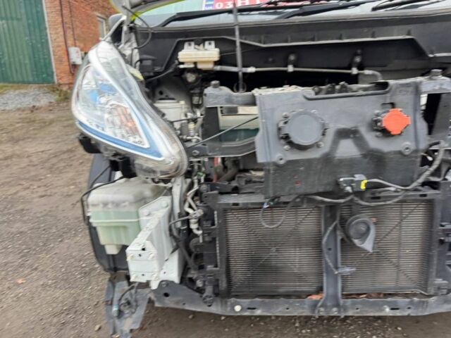 Білий Ніссан NV200, об'ємом двигуна 0 л та пробігом 122 тис. км за 8950 $, фото 22 на Automoto.ua