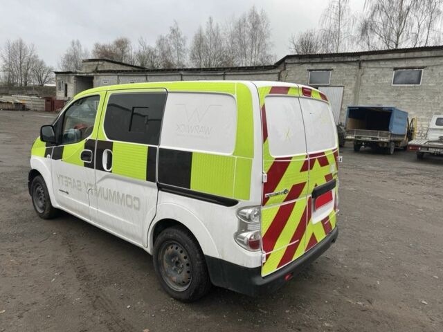 Білий Ніссан NV200, об'ємом двигуна 0 л та пробігом 122 тис. км за 8950 $, фото 9 на Automoto.ua