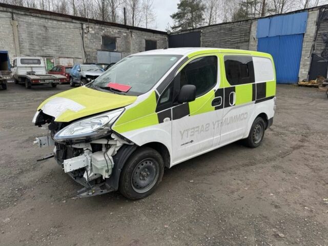 Білий Ніссан NV200, об'ємом двигуна 0 л та пробігом 122 тис. км за 8950 $, фото 11 на Automoto.ua