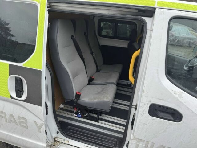 Білий Ніссан NV200, об'ємом двигуна 0 л та пробігом 122 тис. км за 8950 $, фото 15 на Automoto.ua