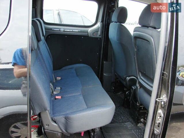 Черный Ниссан NV200, объемом двигателя 1.6 л и пробегом 210 тыс. км за 10200 $, фото 10 на Automoto.ua