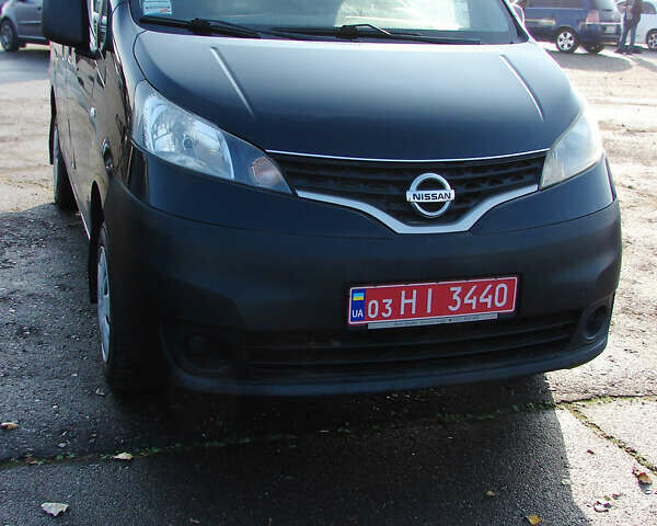 Чорний Ніссан NV200, об'ємом двигуна 0 л та пробігом 210 тис. км за 10200 $, фото 2 на Automoto.ua