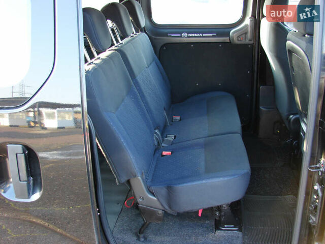 Чорний Ніссан NV200, об'ємом двигуна 0 л та пробігом 210 тис. км за 10200 $, фото 15 на Automoto.ua
