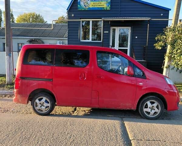 Червоний Ніссан NV200, об'ємом двигуна 1.5 л та пробігом 282 тис. км за 7300 $, фото 4 на Automoto.ua