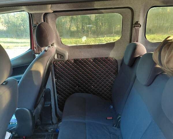 Червоний Ніссан NV200, об'ємом двигуна 1.5 л та пробігом 282 тис. км за 7300 $, фото 1 на Automoto.ua