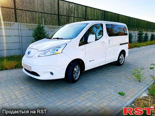Ниссан NV200, объемом двигателя 81 л и пробегом 119 тыс. км за 15200 $, фото 1 на Automoto.ua