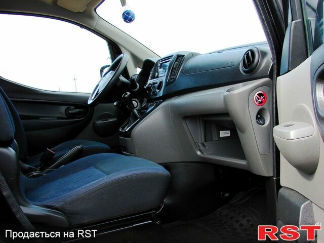 Ниссан NV200, объемом двигателя 1.6 л и пробегом 210 тыс. км за 10200 $, фото 8 на Automoto.ua