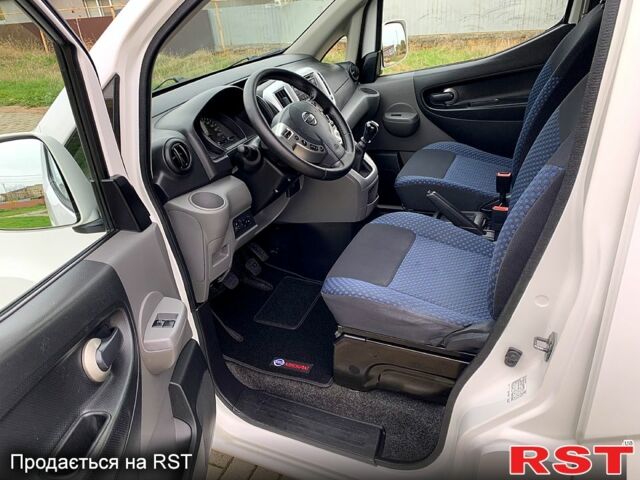 Ниссан NV200, объемом двигателя 1.5 л и пробегом 190 тыс. км за 12800 $, фото 13 на Automoto.ua