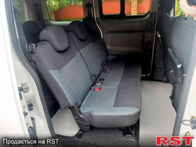 Ніссан NV200, об'ємом двигуна 80 л та пробігом 124 тис. км за 15500 $, фото 4 на Automoto.ua