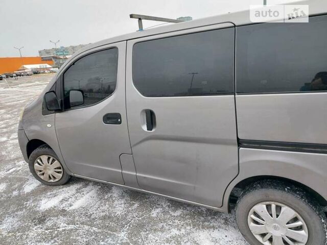 Сірий Ніссан NV200, об'ємом двигуна 1.46 л та пробігом 220 тис. км за 6900 $, фото 5 на Automoto.ua