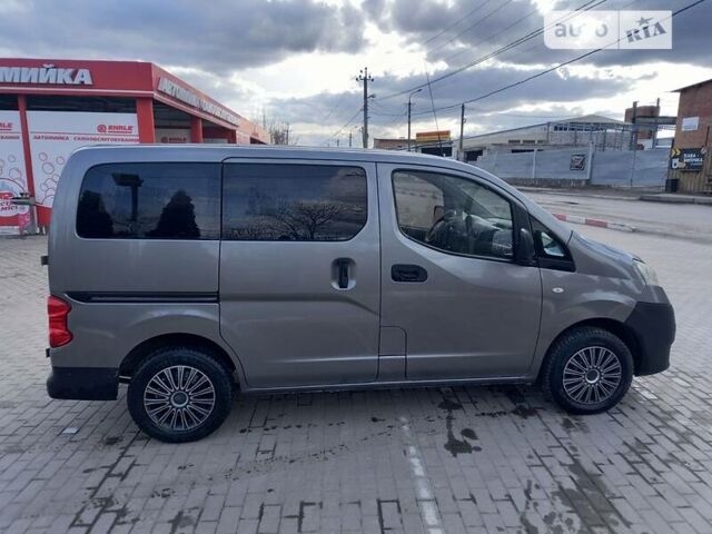 Сірий Ніссан NV200, об'ємом двигуна 1.5 л та пробігом 208 тис. км за 7450 $, фото 2 на Automoto.ua