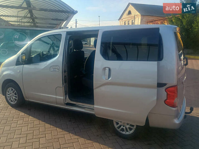 Сірий Ніссан NV200, об'ємом двигуна 1.46 л та пробігом 187 тис. км за 8750 $, фото 13 на Automoto.ua