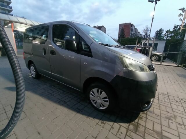 Сірий Ніссан NV200, об'ємом двигуна 0.15 л та пробігом 258 тис. км за 8800 $, фото 6 на Automoto.ua