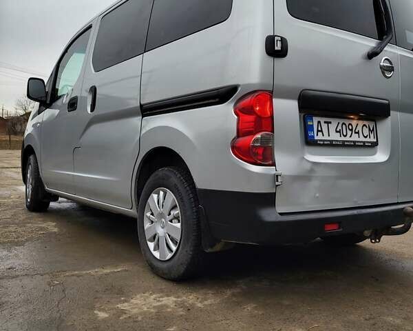 Сірий Ніссан NV200, об'ємом двигуна 1.5 л та пробігом 311 тис. км за 8300 $, фото 6 на Automoto.ua