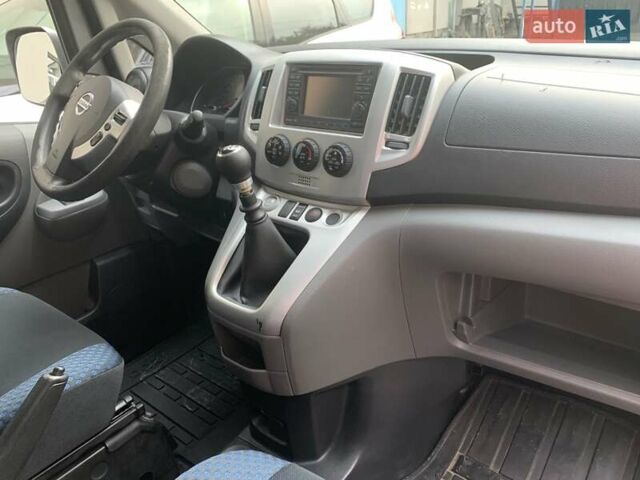 Серый Ниссан NV200, объемом двигателя 1.5 л и пробегом 175 тыс. км за 12900 $, фото 10 на Automoto.ua