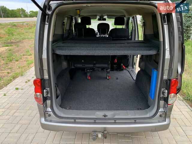 Сірий Ніссан NV200, об'ємом двигуна 1.5 л та пробігом 178 тис. км за 13999 $, фото 16 на Automoto.ua