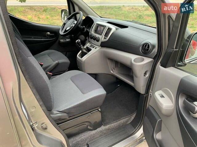 Сірий Ніссан NV200, об'ємом двигуна 1.5 л та пробігом 178 тис. км за 13999 $, фото 19 на Automoto.ua