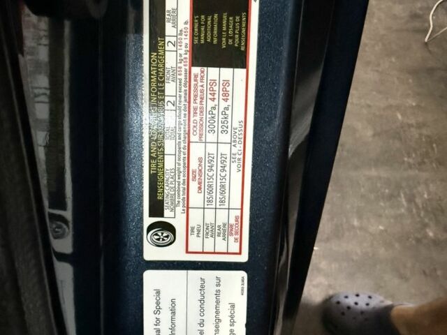 Синий Ниссан NV200, объемом двигателя 2 л и пробегом 184 тыс. км за 11000 $, фото 6 на Automoto.ua