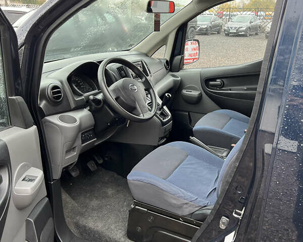 Синий Ниссан NV200, объемом двигателя 1.6 л и пробегом 274 тыс. км за 8700 $, фото 10 на Automoto.ua