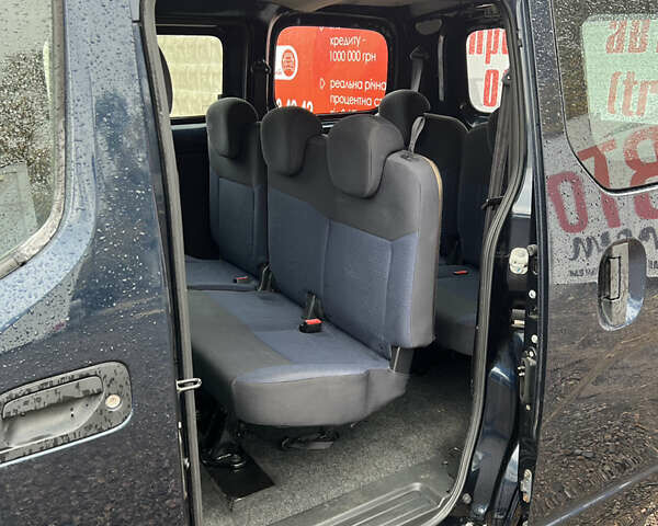 Синий Ниссан NV200, объемом двигателя 1.6 л и пробегом 274 тыс. км за 8700 $, фото 17 на Automoto.ua