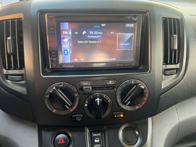 Синий Ниссан NV200, объемом двигателя 1.6 л и пробегом 209 тыс. км за 6599 $, фото 15 на Automoto.ua