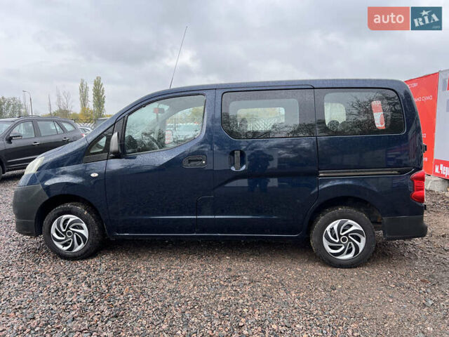 Синий Ниссан NV200, объемом двигателя 1.6 л и пробегом 274 тыс. км за 8700 $, фото 8 на Automoto.ua