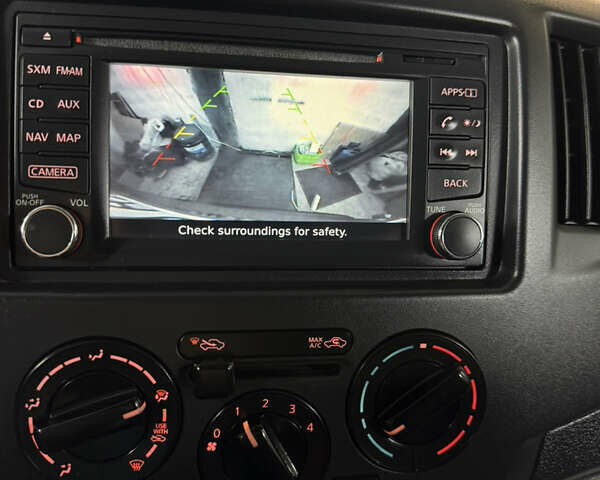 Синій Ніссан NV200, об'ємом двигуна 2 л та пробігом 185 тис. км за 11000 $, фото 6 на Automoto.ua