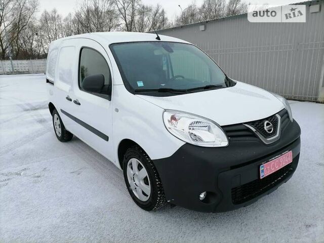 Ниссан NV2500, объемом двигателя 0 л и пробегом 51 тыс. км за 11600 $, фото 2 на Automoto.ua