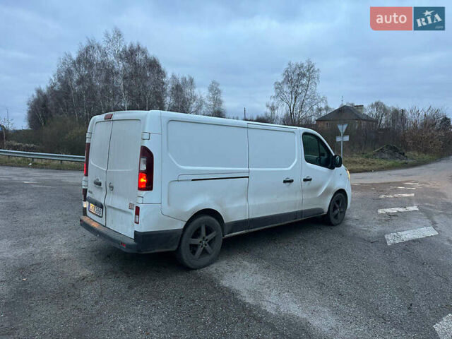 Белый Ниссан NV300, объемом двигателя 1.6 л и пробегом 232 тыс. км за 13300 $, фото 5 на Automoto.ua