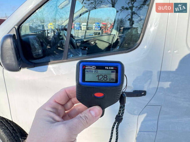 Білий Ніссан NV300, об'ємом двигуна 1.6 л та пробігом 185 тис. км за 16500 $, фото 17 на Automoto.ua