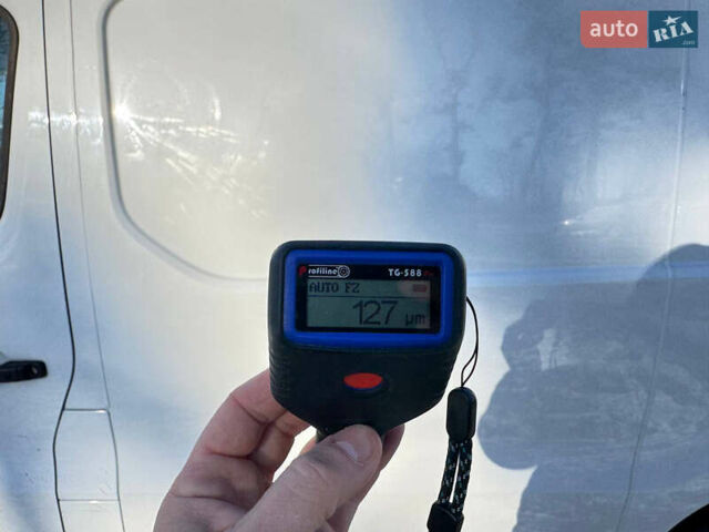 Білий Ніссан NV300, об'ємом двигуна 1.6 л та пробігом 185 тис. км за 16500 $, фото 18 на Automoto.ua