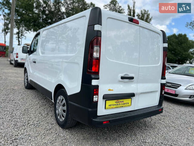 Білий Ніссан NV300, об'ємом двигуна 1.6 л та пробігом 185 тис. км за 16500 $, фото 1 на Automoto.ua