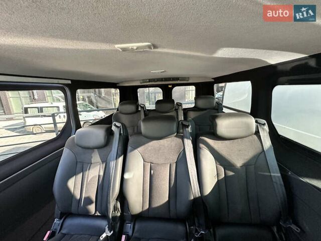 Белый Ниссан NV300, объемом двигателя 2 л и пробегом 151 тыс. км за 31000 $, фото 11 на Automoto.ua